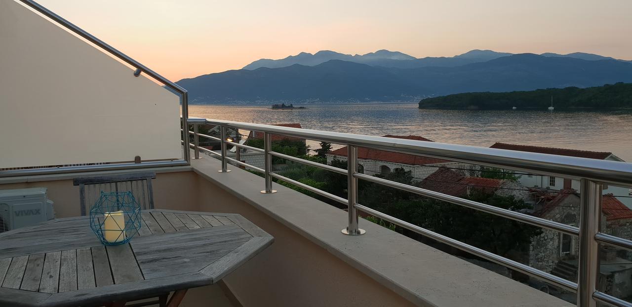 Riverside Villa Tivat Exteriör bild